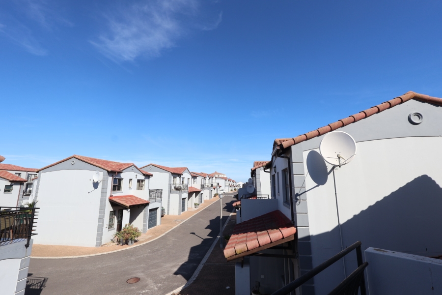 3 Bedroom Property for Sale in Parklands Western Cape